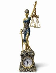 26x7 cm Polyester Saatli Adalet Figürü