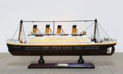 35x45 cm Özel Tasarım Işıklı Ahşap Titanik Gemi