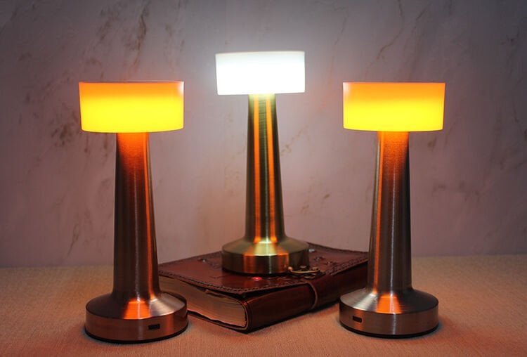 Masaüstü Dokunmatik Ledli Lamba Model 4