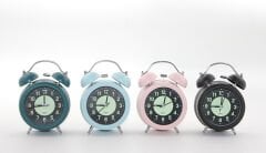 Metal Çalar Saat Model 1
