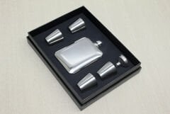 4 Shot Bardaklı Matara Seti Çelik