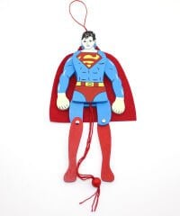 Ahşap Sallanan Süperman Figürü