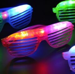 Led Işıklı Renkli Panjur Gözlük 12 Adet