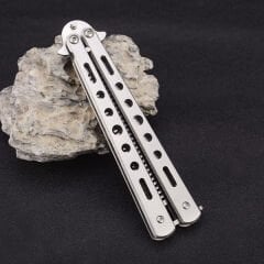 Gri Katlanabilir Paslanmaz Çelik Kelebek Bıçak Tasarımlı Tarak