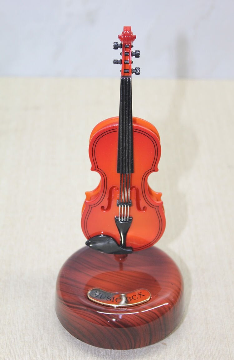 Keman Müzik Kutusu Model 1