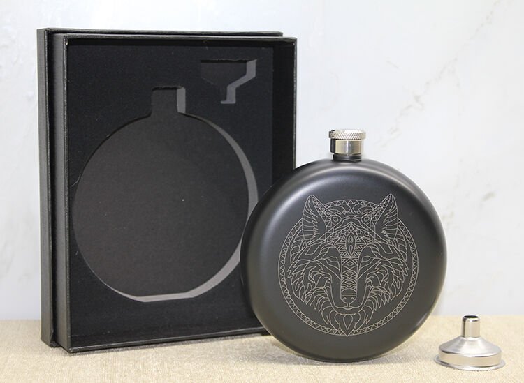 Kurt Motifli Hunili Matara Seti